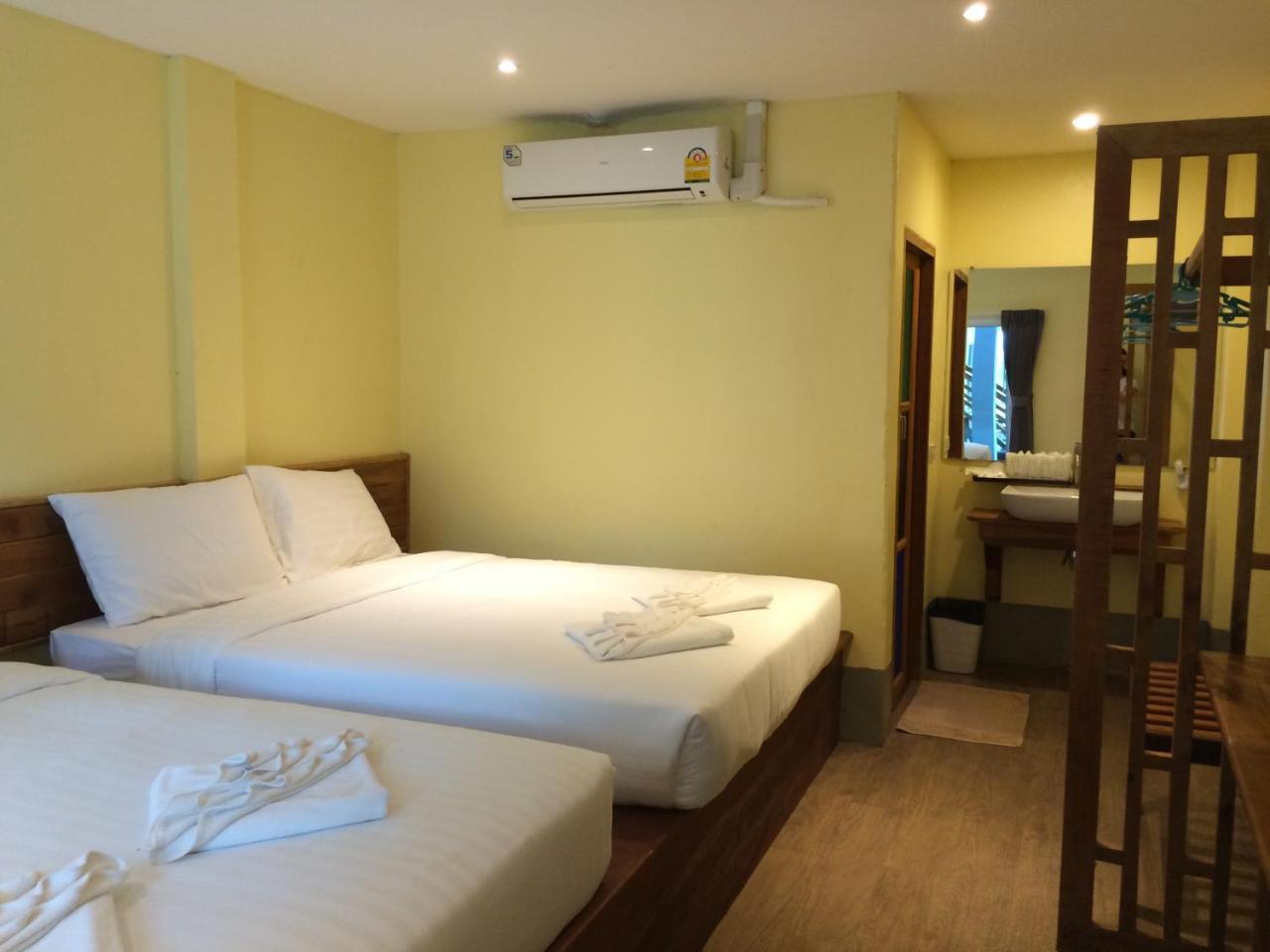 Apple Beachfront Resort Trat Kültér fotó